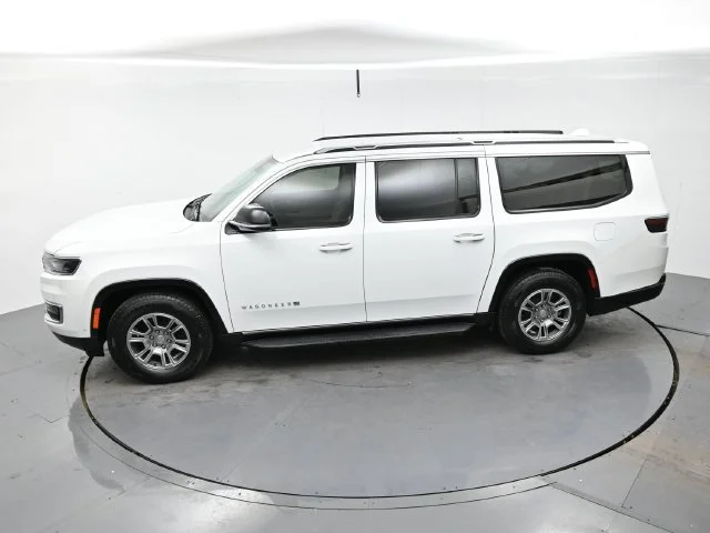 Used 2023 Bright White Clearcoat Jeep 4DR 4WD image 38