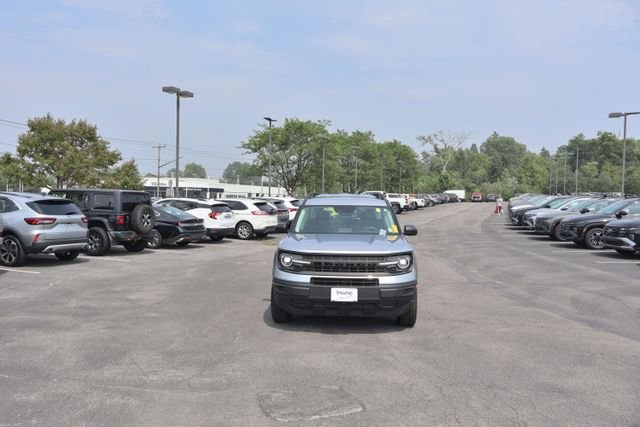 Used 2021 Silver Ford Base image 10