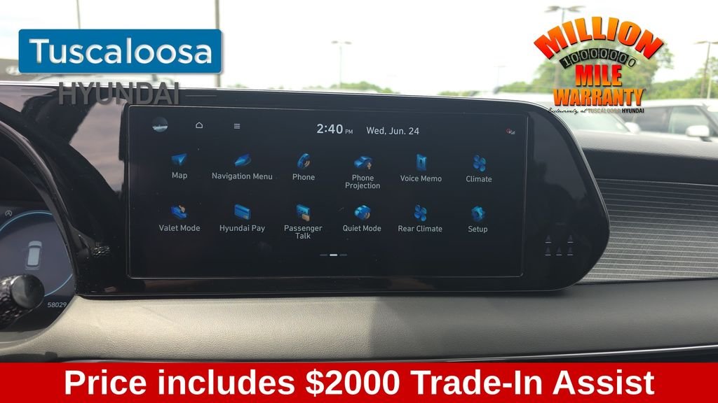 Used 2023 Red Hyundai Limited image 19