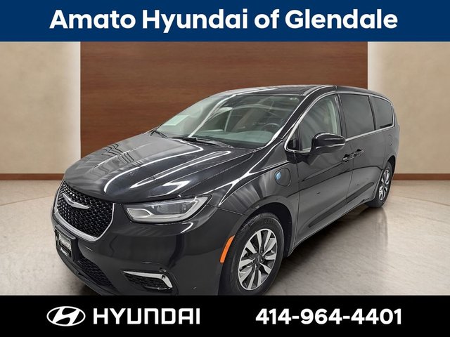 2023 Chrysler Pacifica Hybrid Touring L