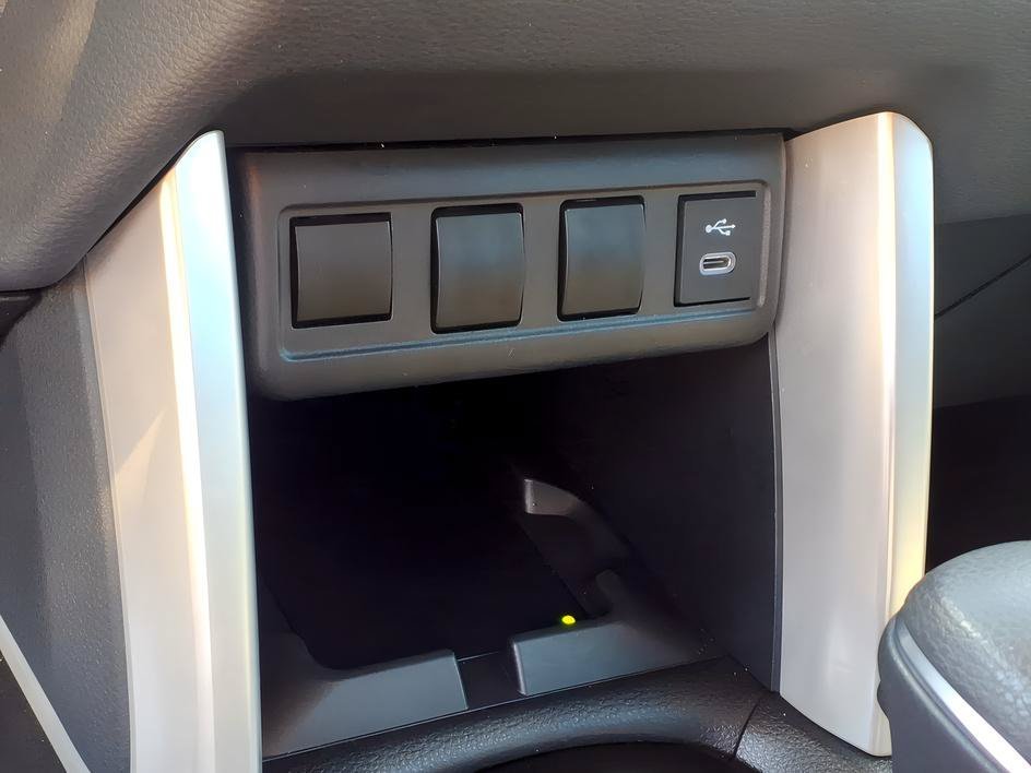 Used 2025 Silver Toyota LE image 19