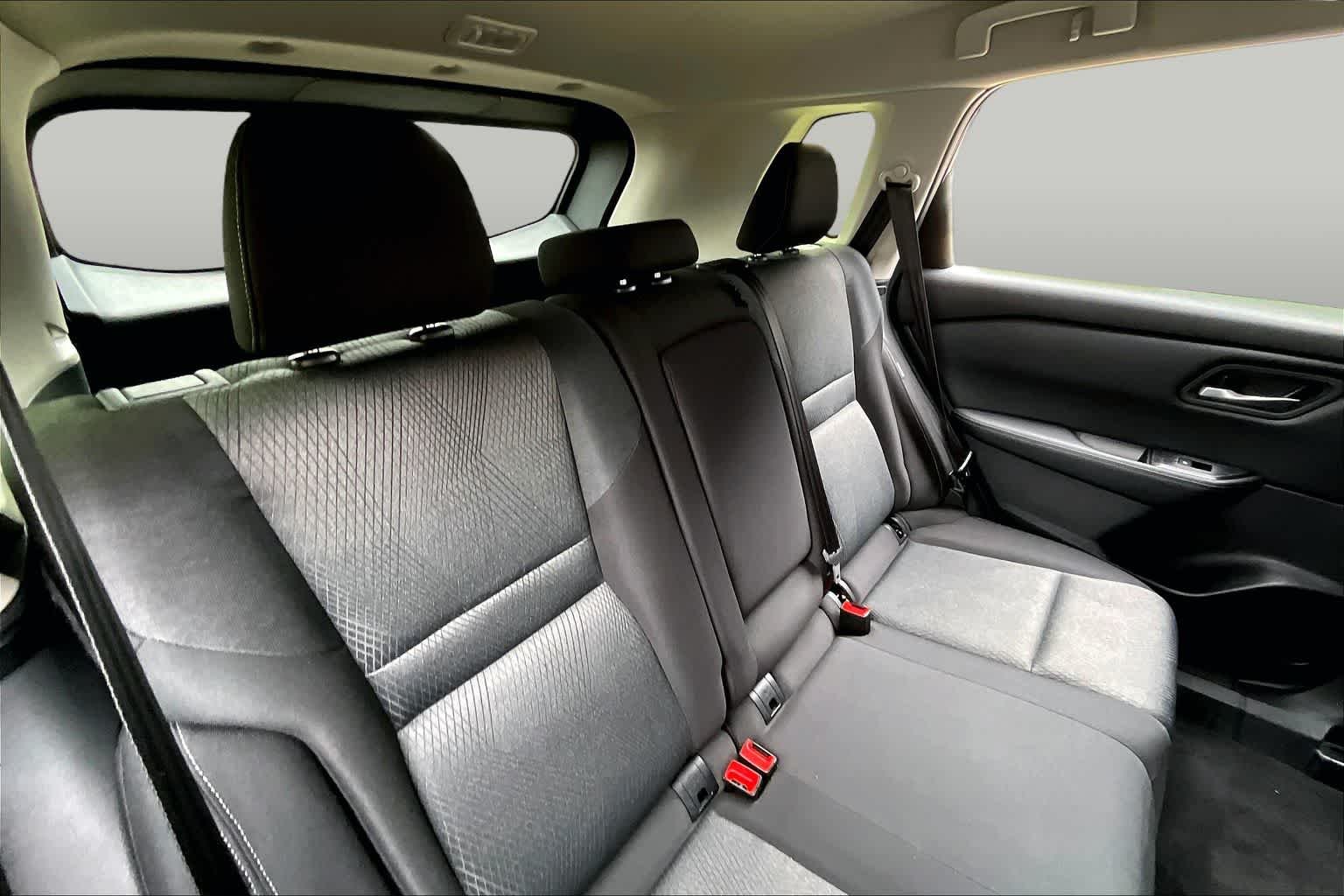 Used 2025 Super Black Nissan SV image 19