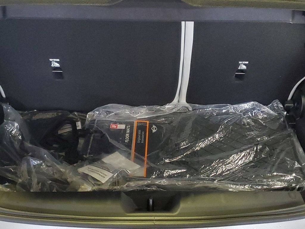 2025 MINI Hardtop 2 Door S - Photo 6
