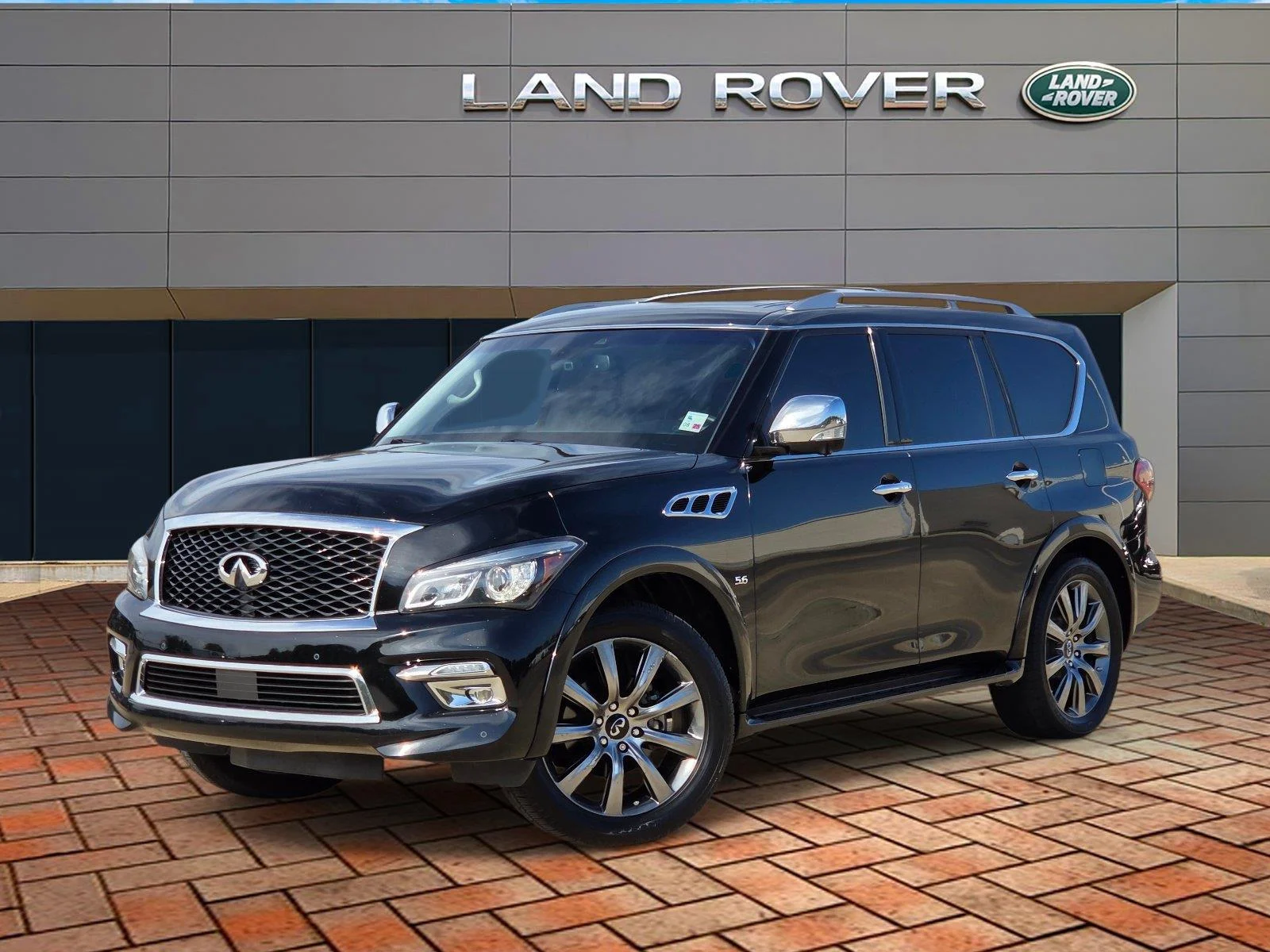 Used 2017 Black Obsidian INFINITI Signature Edition image 1