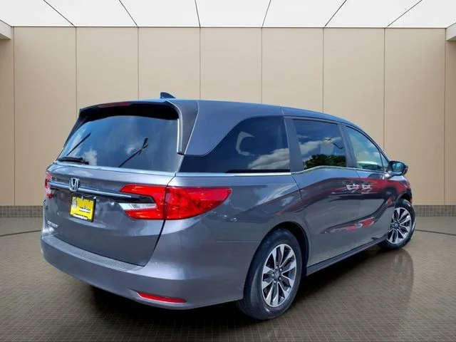 Used 2024 Gray Honda EX-L image 8