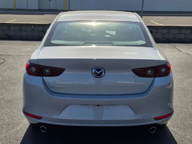 Used 2026 White Mazda 2.5 S Select Sport image 10