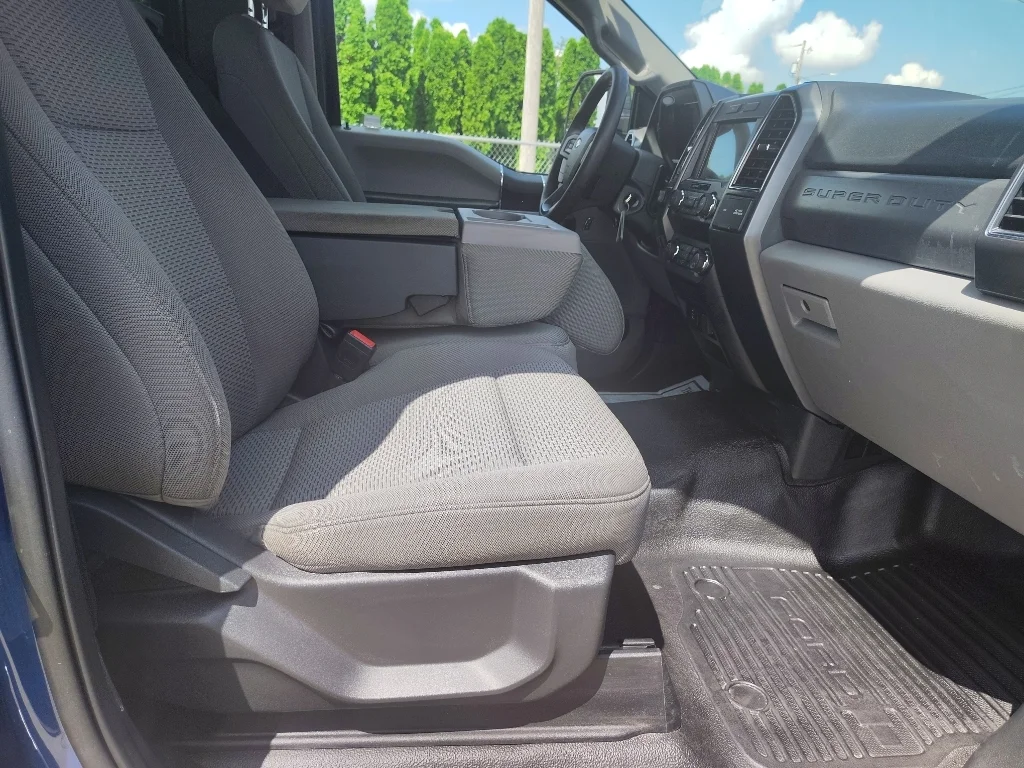 Used 2022 Atlas Blue Ford XLT image 20