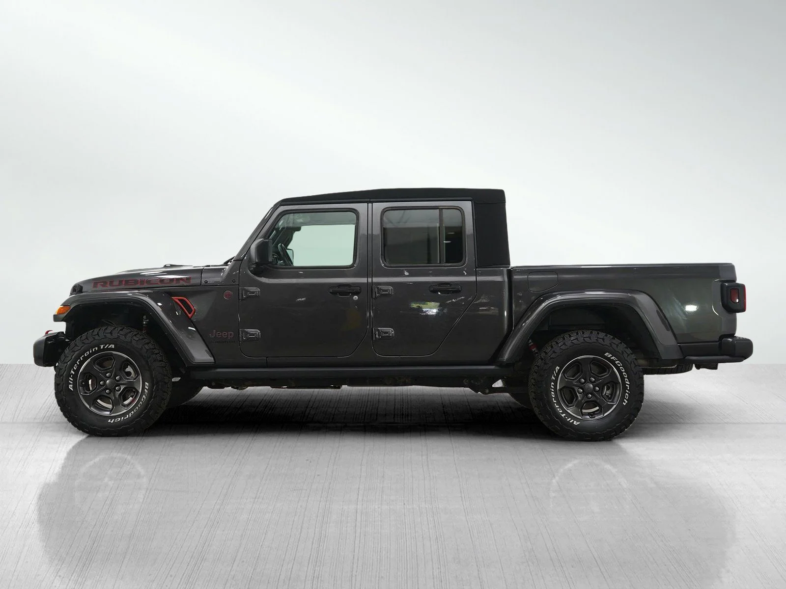 Used 2022 Jeep Gladiator Rubicon with VIN 1C6JJTBG3NL128243 for sale in Wayzata, Minnesota