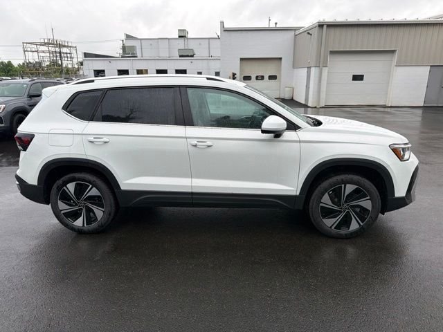 New 2026 White Volkswagen 1.5T SE image 4