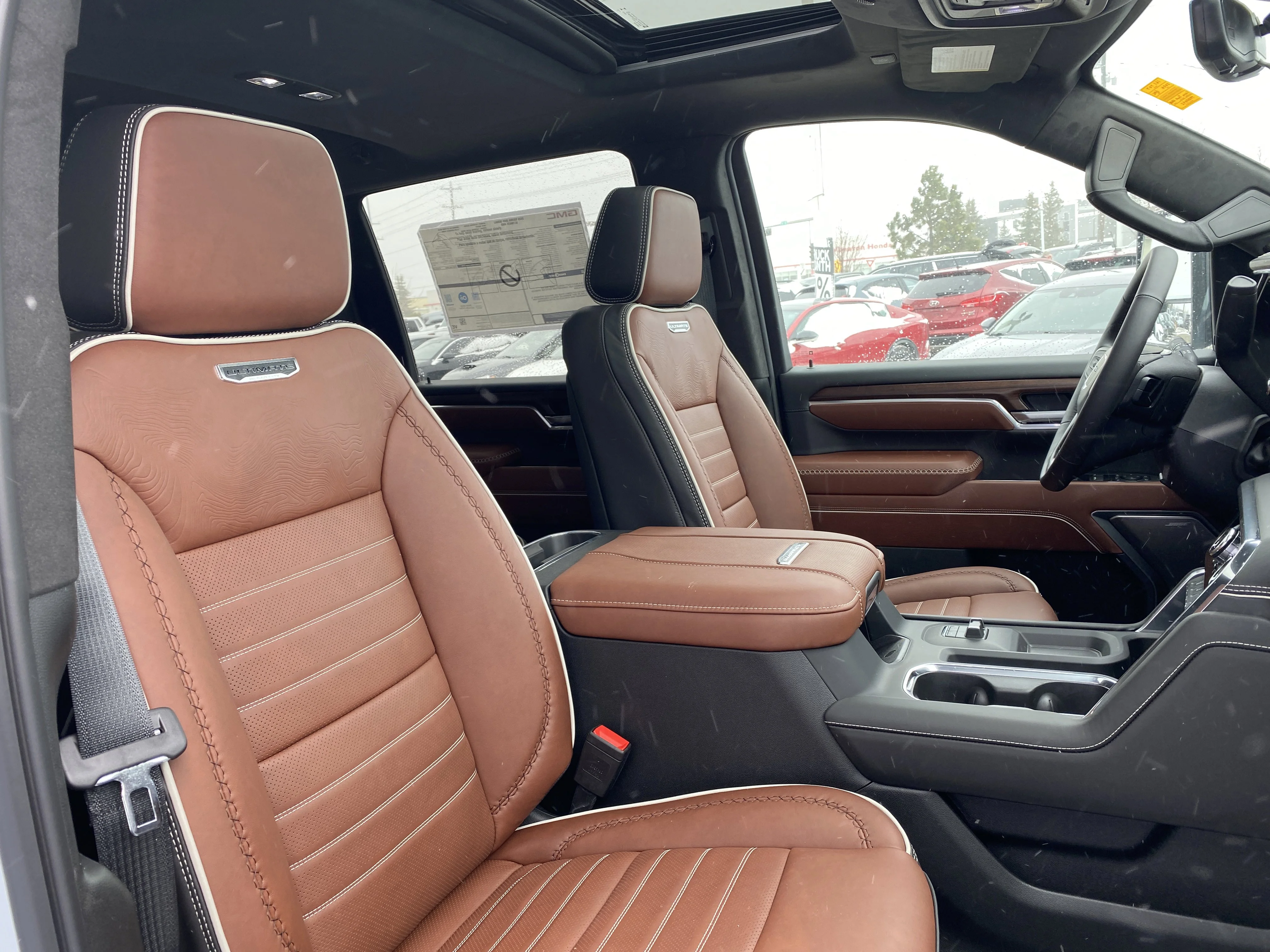New 2026 GLACIER WHITE TRICOAT GMC Denali Ultimate image 30