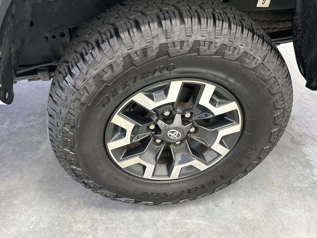 Used 2022 White Toyota TRD Off-Road image 10