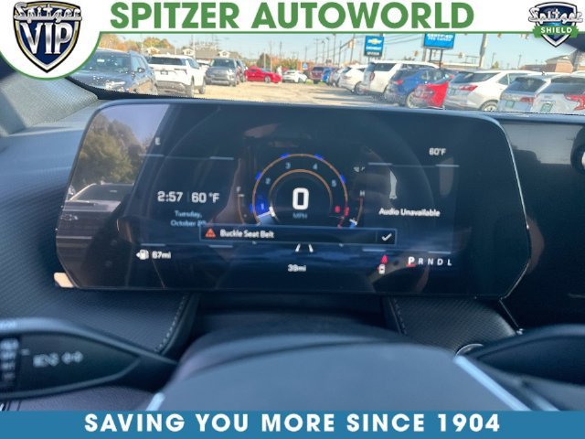 New 2027 Mosaic Black Metallic Chevrolet LT image 18