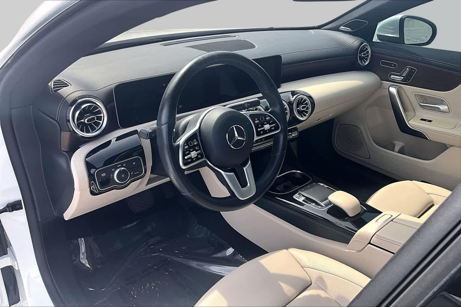 Used 2020 Polar White Mercedes-Benz CLA 250 image 17