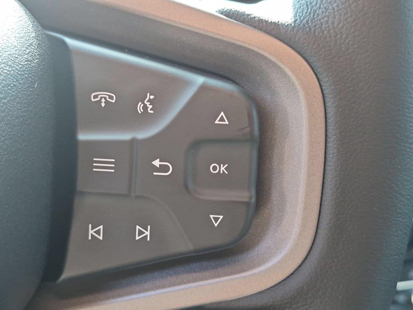 New 2026 Oxford White Ford Badlands® image 19