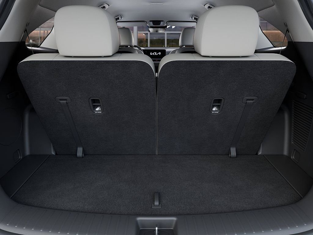 New 2026 Snow White Pearl Kia EX image 19