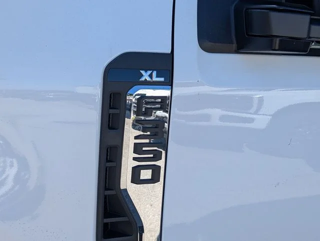 New 2026 Oxford White Ford F-250® XL image 5