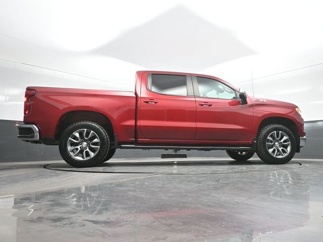 Used 2024 Red Chevrolet LT image 25