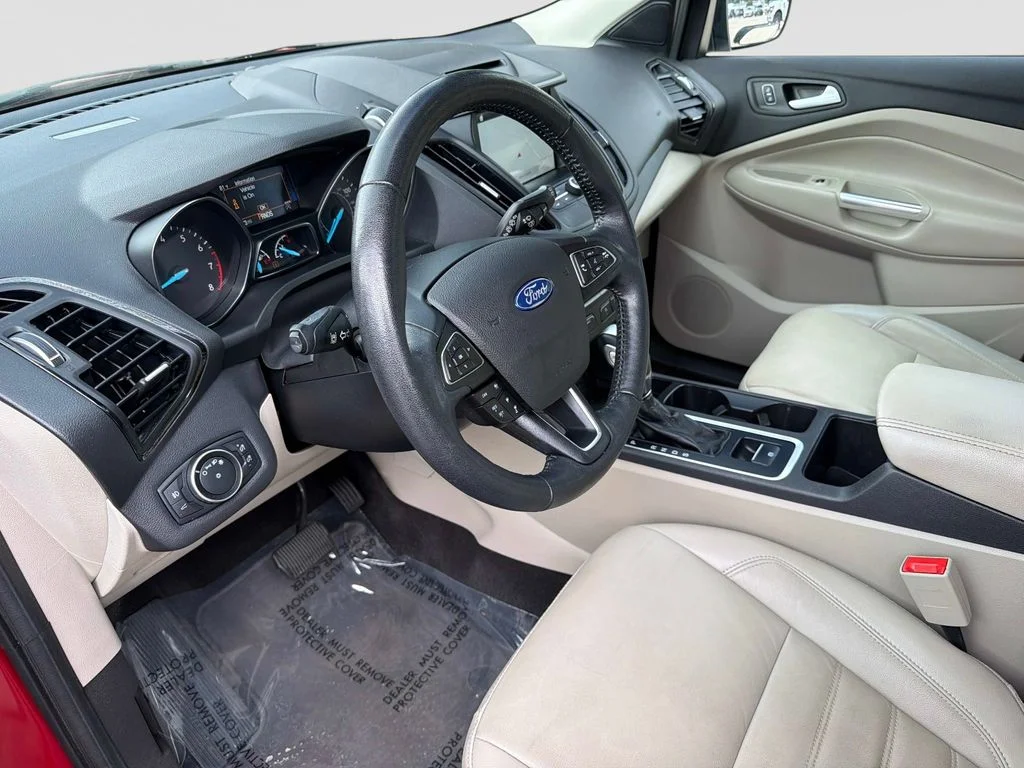 Used 2018 Red Ford SEL image 22