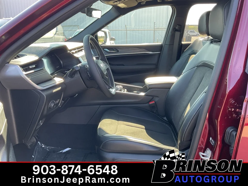 New 2026 Velvet Red Pearlcoat Jeep Laredo Altitude image 11