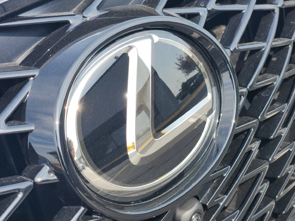 New 2026 Ultra White Lexus 600 F SPORT image 7
