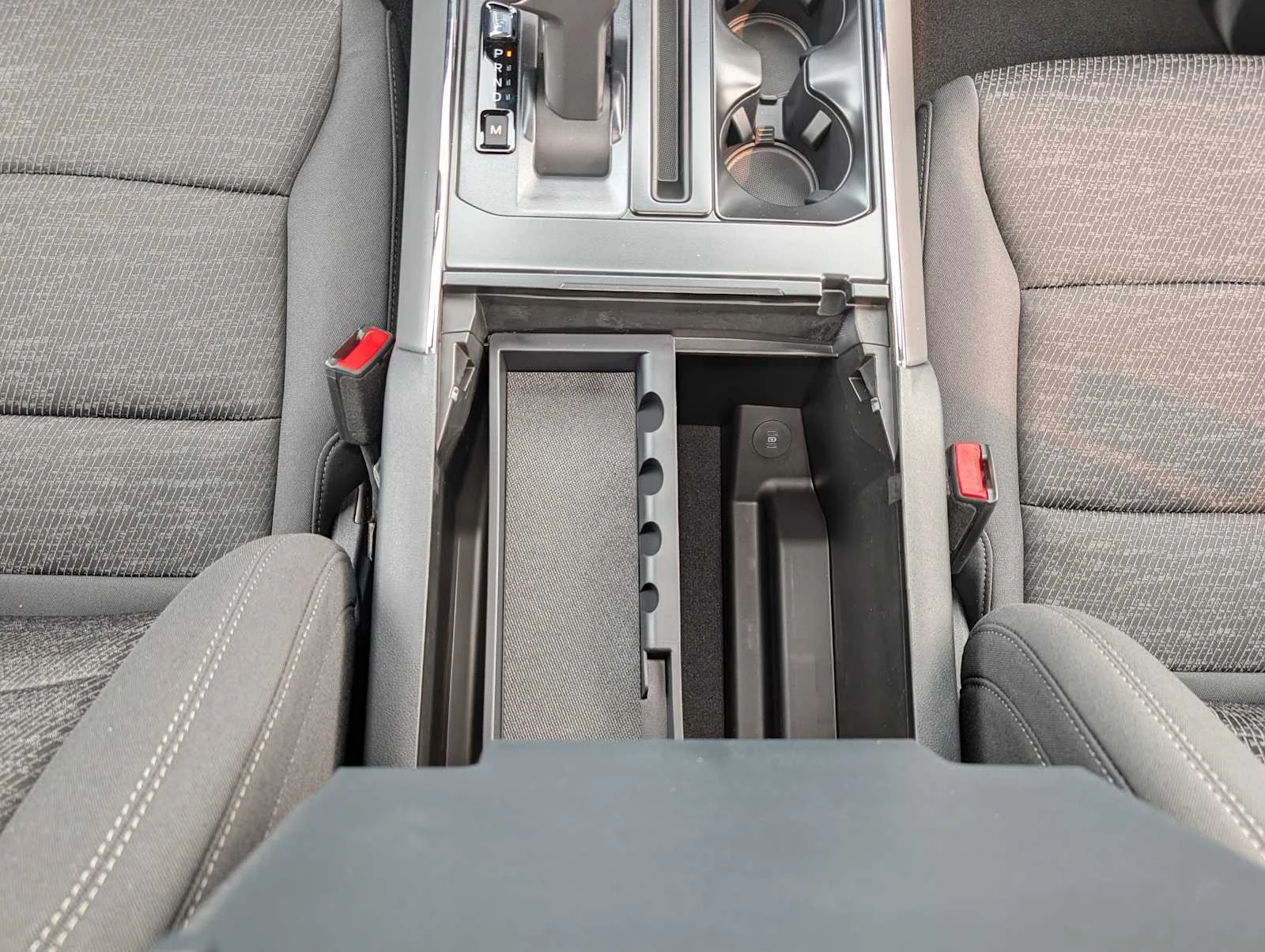 New 2026 Oxford White Ford XLT image 14