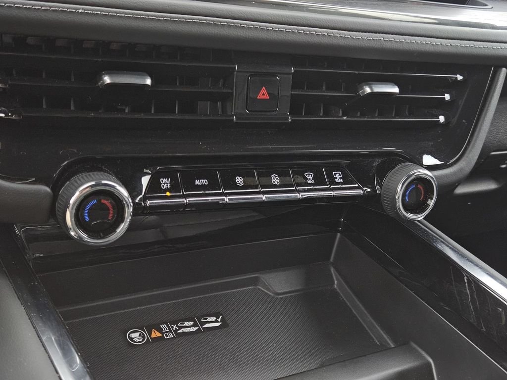 Used 2025 Black Chevrolet Z71 image 29