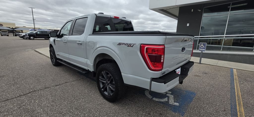 Used 2023 Avalanche Ford XLT image 7