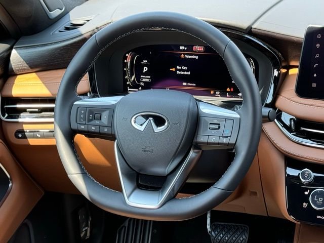 New 2027 2T RAD WHT INFINITI Autograph AWD image 25