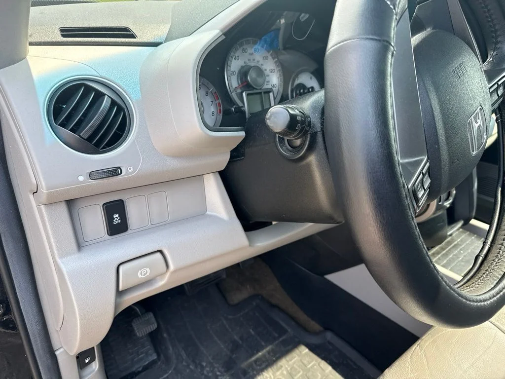 Used 2014  Honda EX-L image 14