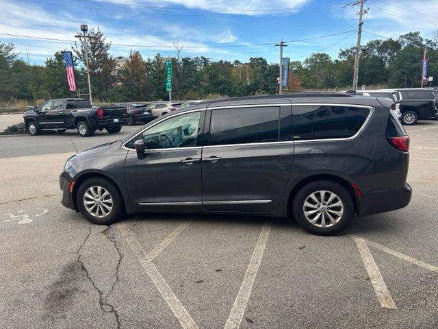 2017 Chrysler Pacifica Touring-L - Photo 11