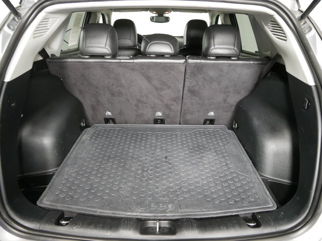Used 2019 Billet Silver Metallic Clearcoat Jeep Trailhawk image 13