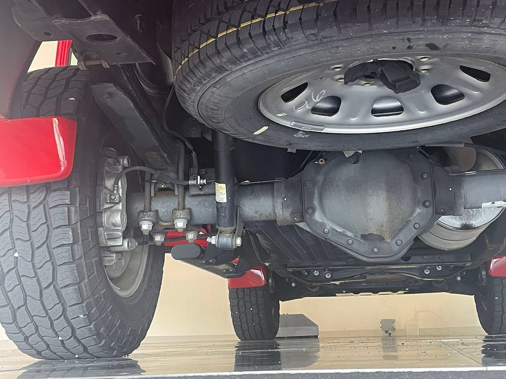 Used 2011 FIRE RED GMC SLE image 80