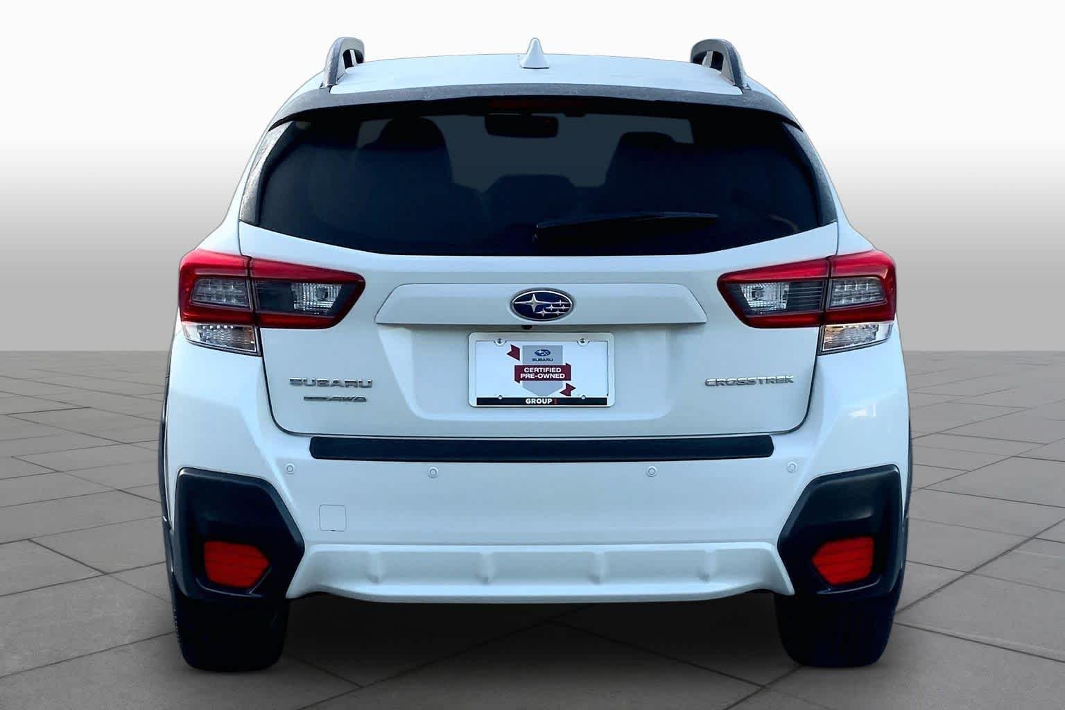 Used 2022 Crystal White Pearl Subaru Limited image 5