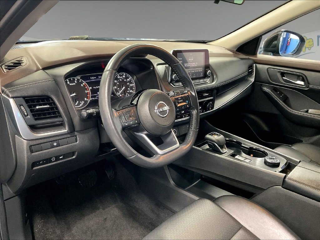 Used 2023 Black Nissan SV image 8