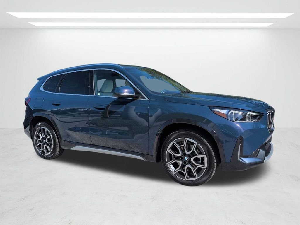New 2026 Night Dusk Blue Metallic BMW xDrive28i image 2