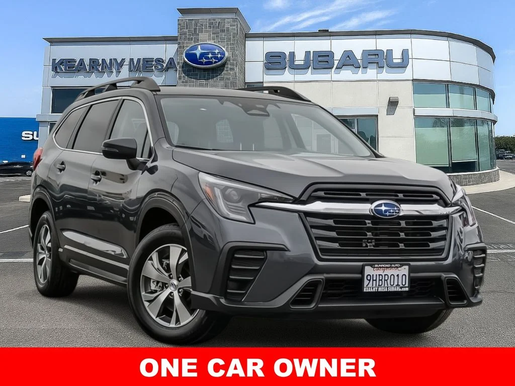 2023 Subaru Ascent Premium 7 Passenger's photo