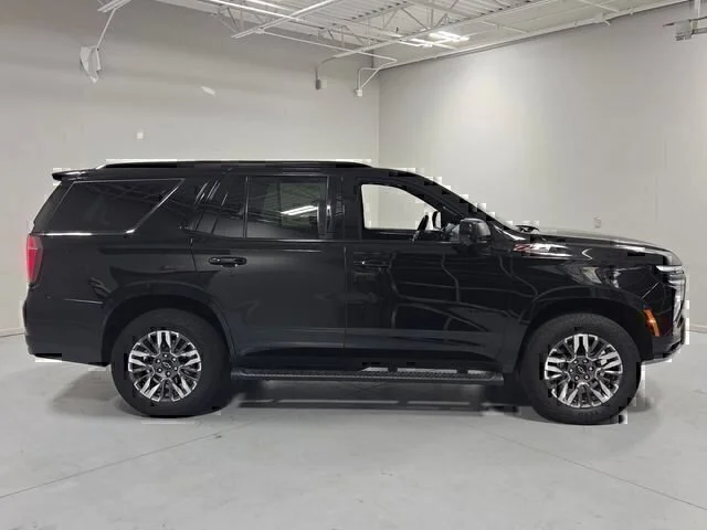Used 2025 Black Chevrolet Z71 image 15