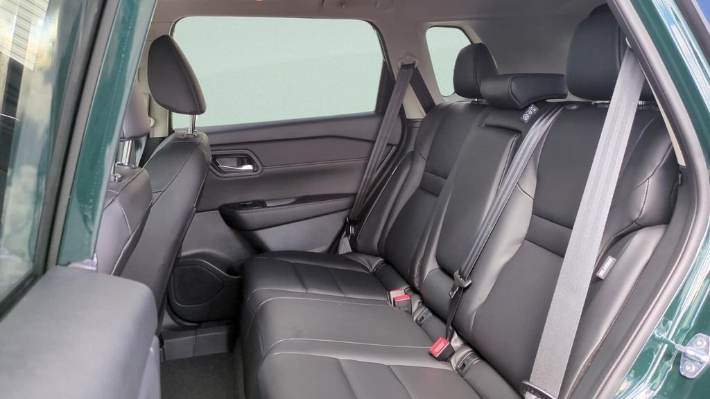 New 2026 Obsidian Green Pearl Nissan Dark Armor™ image 10