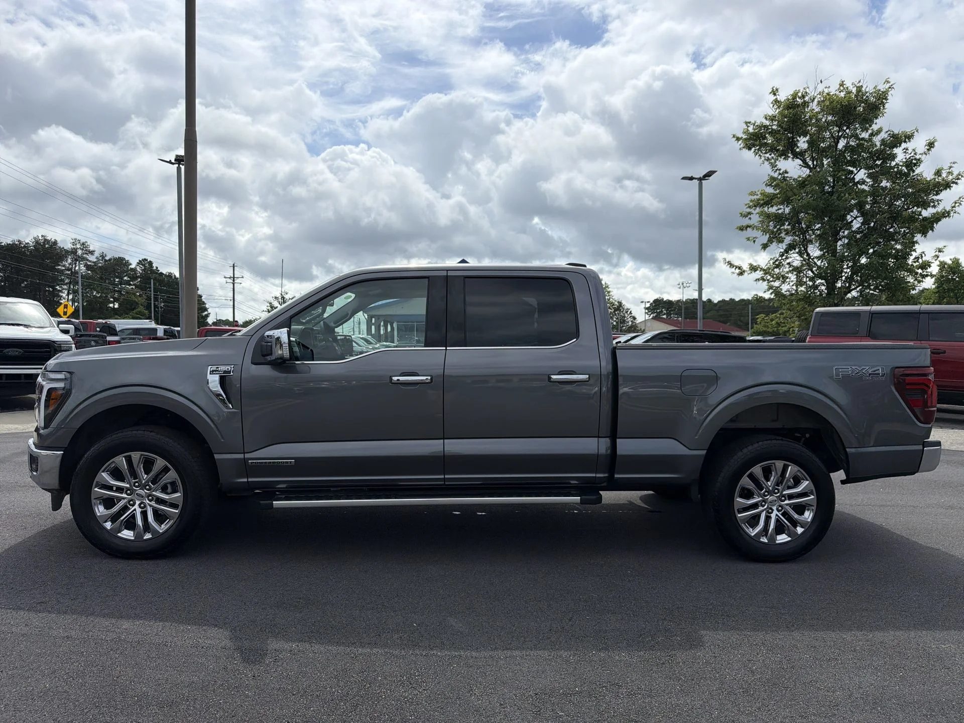 Certified Used 2025 Gray Metallic Ford Lariat image 26