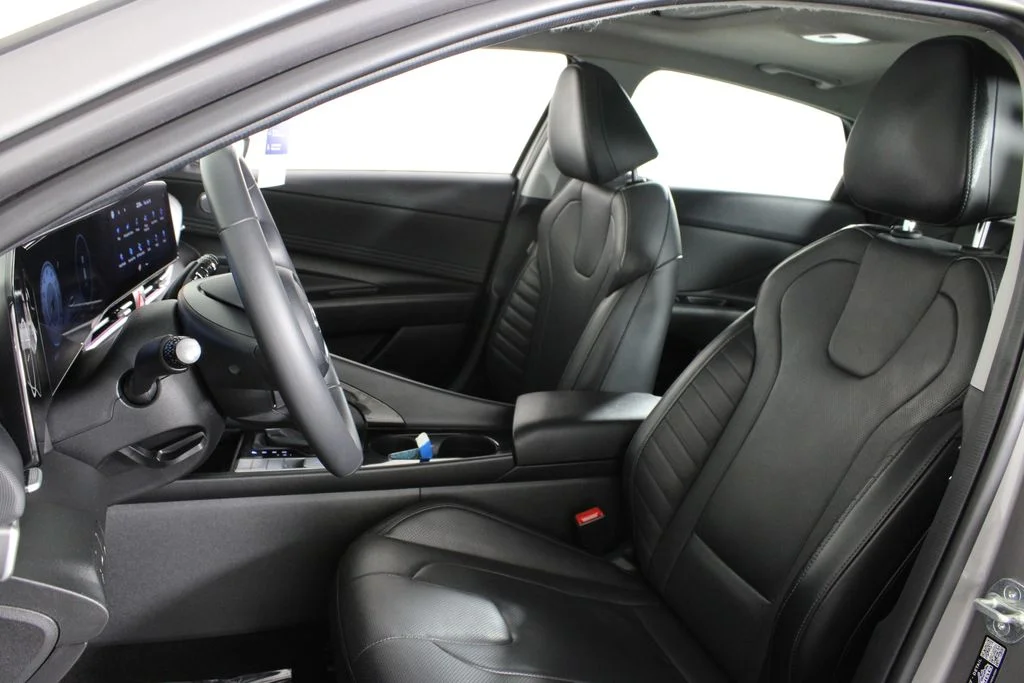 Certified Used 2023 Silver Hyundai Limited image 20