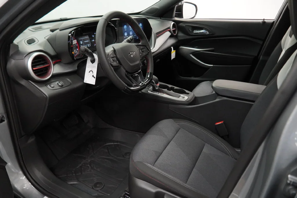 New 2026 Sterling Gray Metallic Chevrolet 1RS image 20