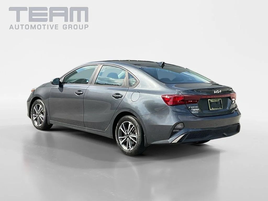 Used 2023 Gray Kia LXS image 4