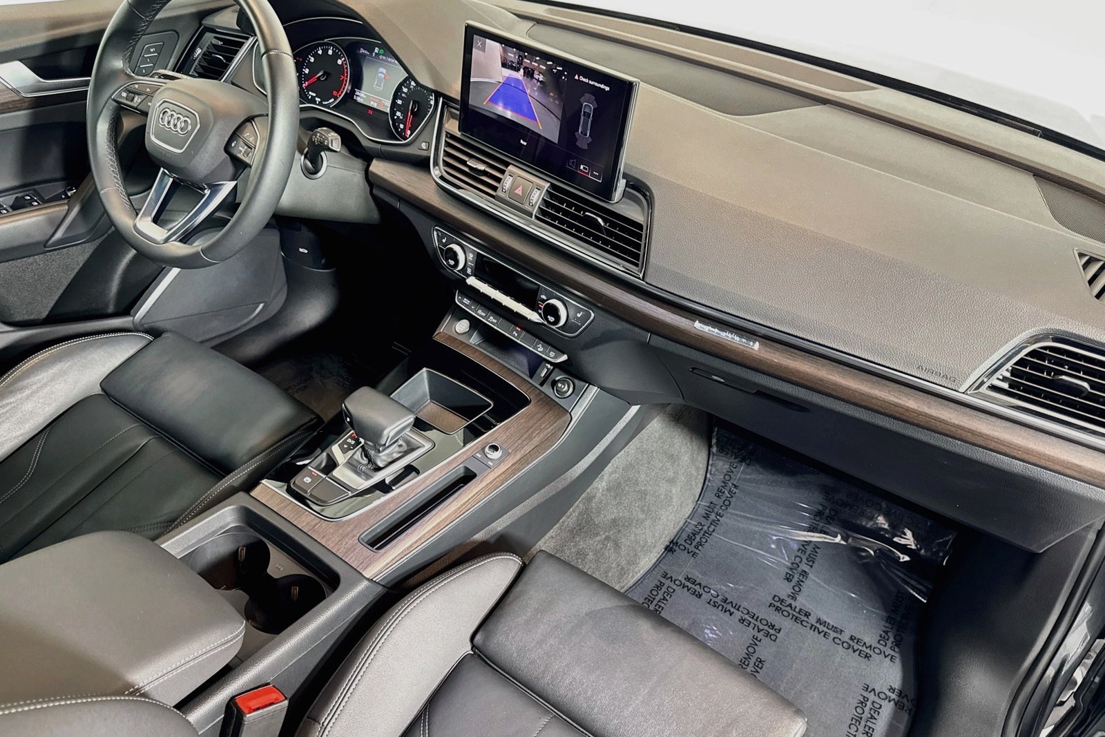 Used 2023 Daytona Gray Pearl Effect Audi S line Premium image 28