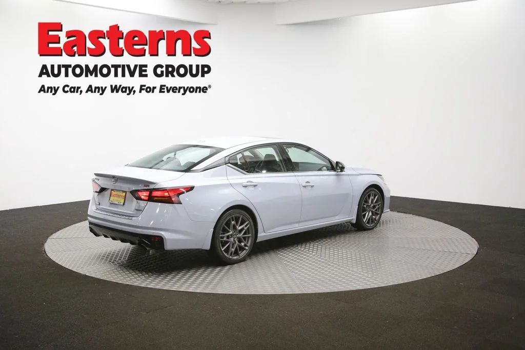 Used 2023 Gray Nissan 2.0 SR image 40