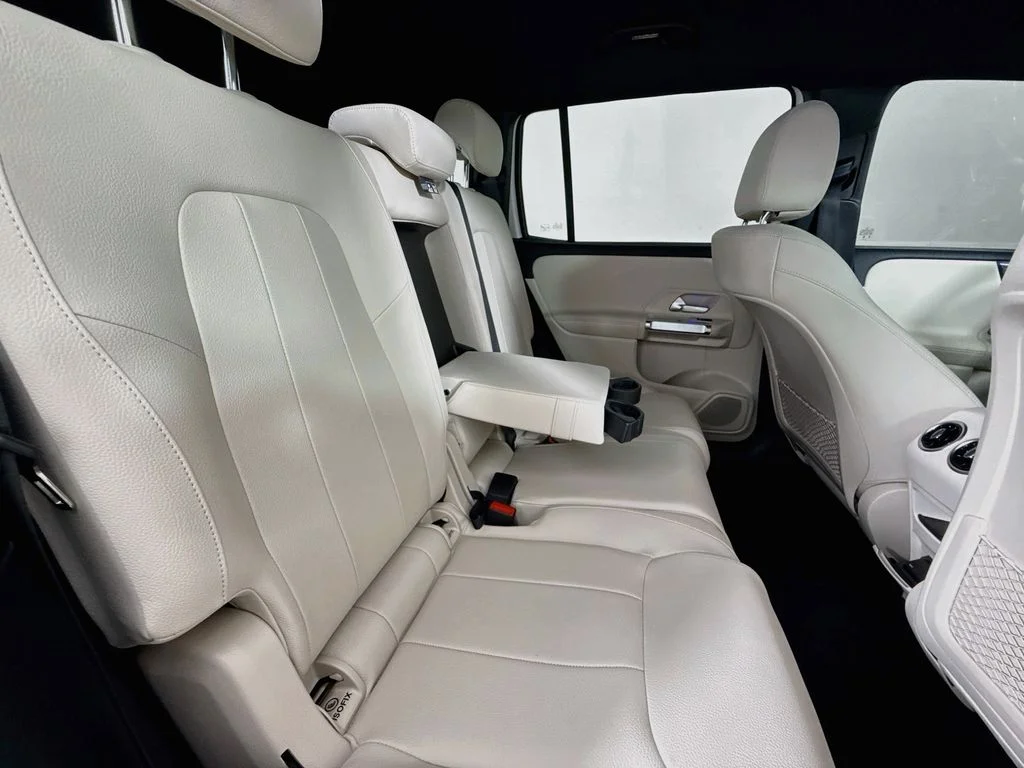 Used 2024 White Mercedes-Benz GLB 250 image 26