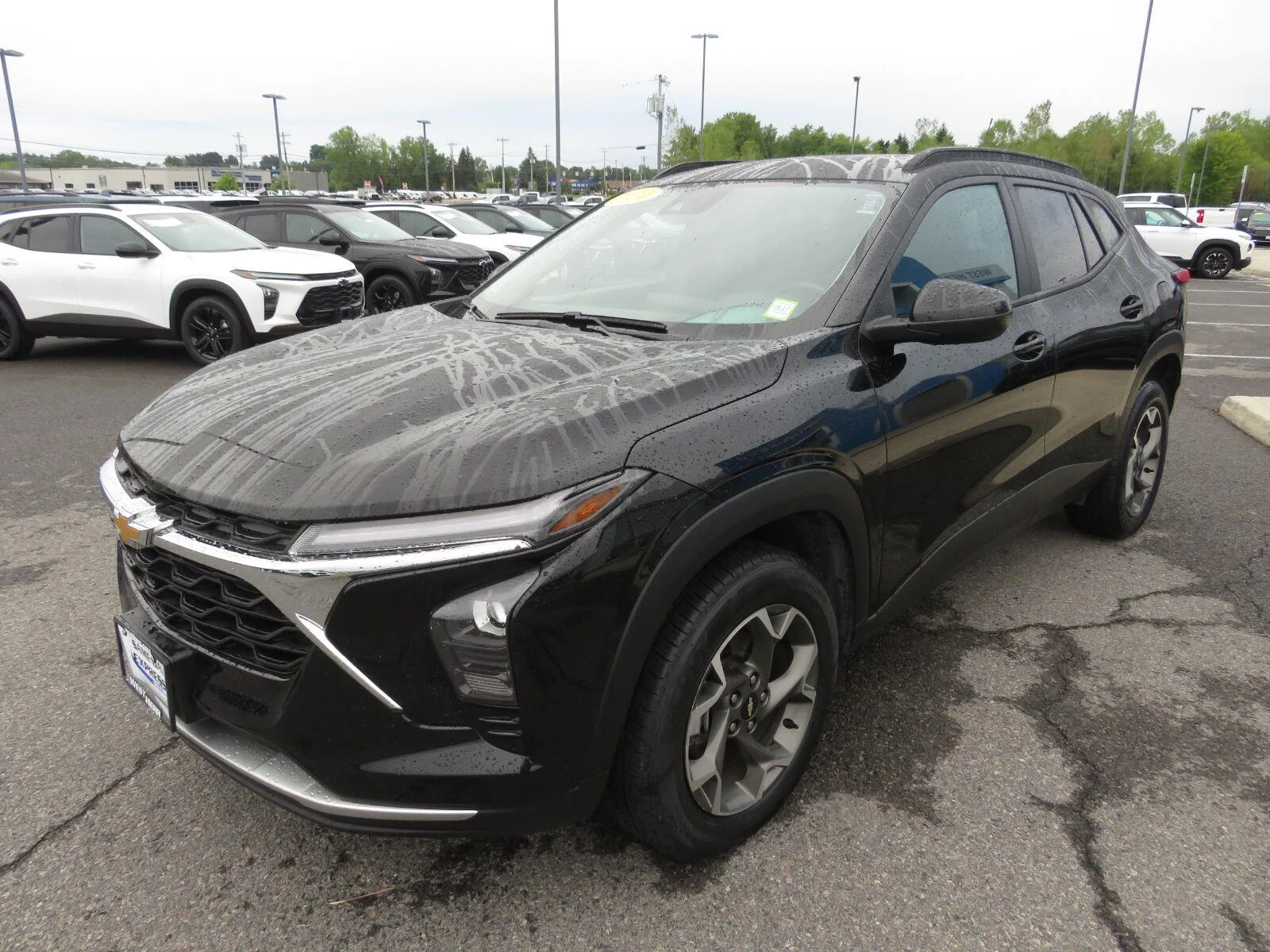 Used 2024 Mosaic Black Metallic Chevrolet LT image 10