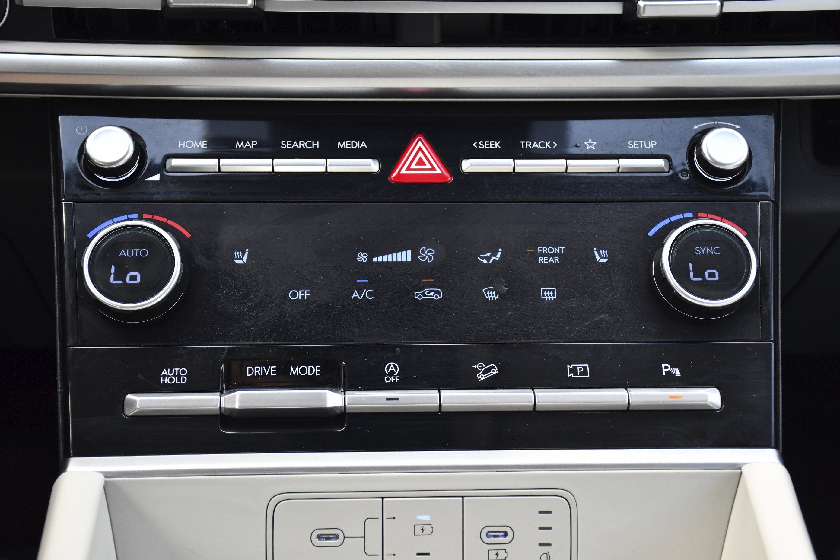 Used 2026 Shimmering Silver Hyundai SEL image 14