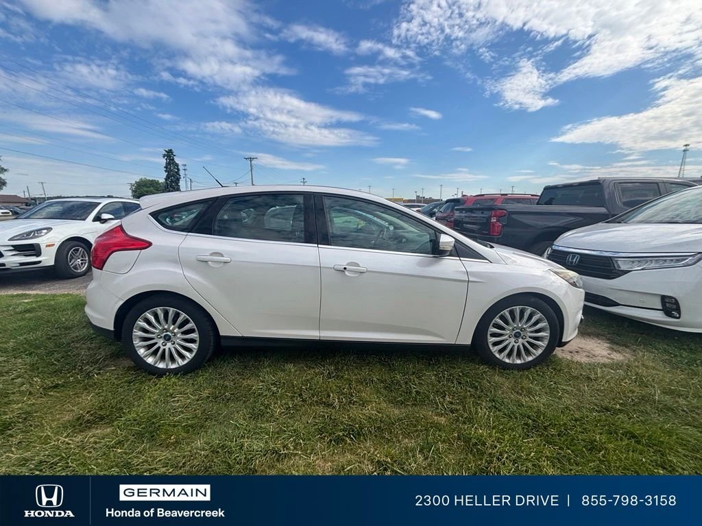 2012 Ford Focus 5 Door Hatch Titanium's photo
