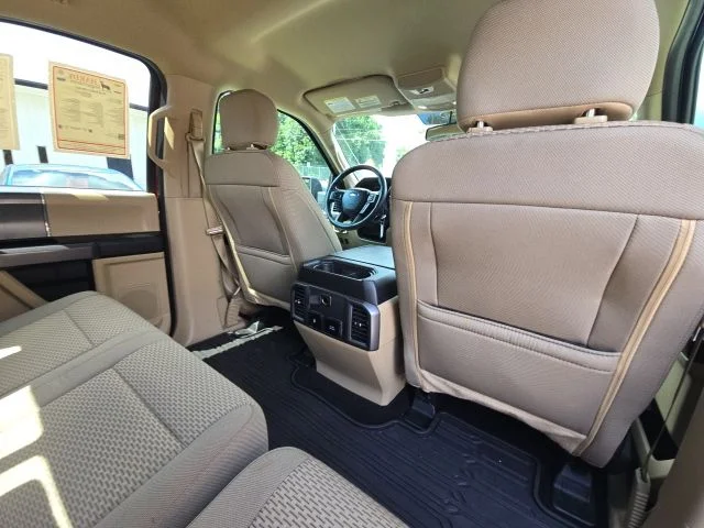 Used 2018 Red Ford XLT image 17