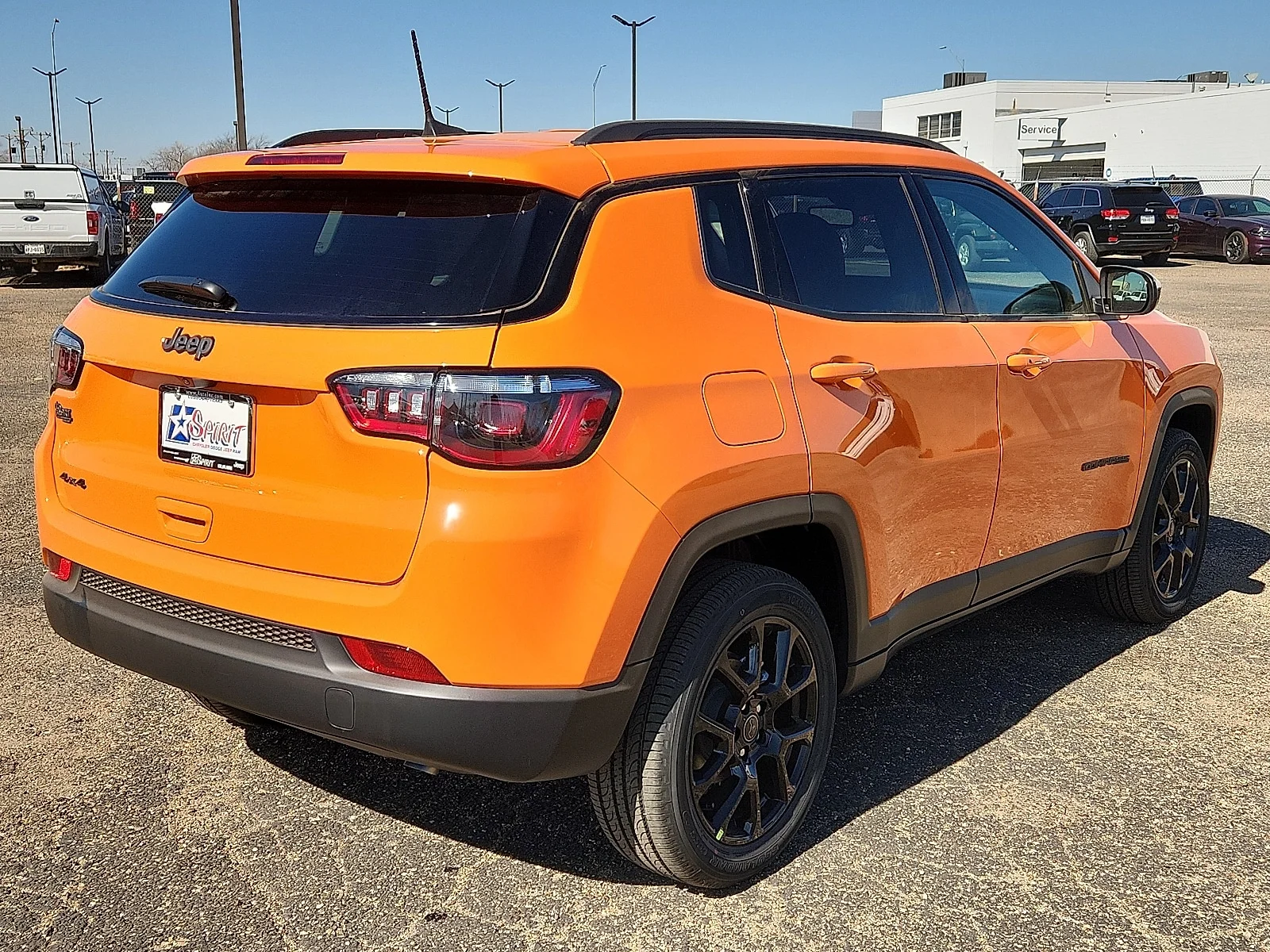 New 2026 Orange Jeep LATITUDE ALTITUDE 4X4 image 4